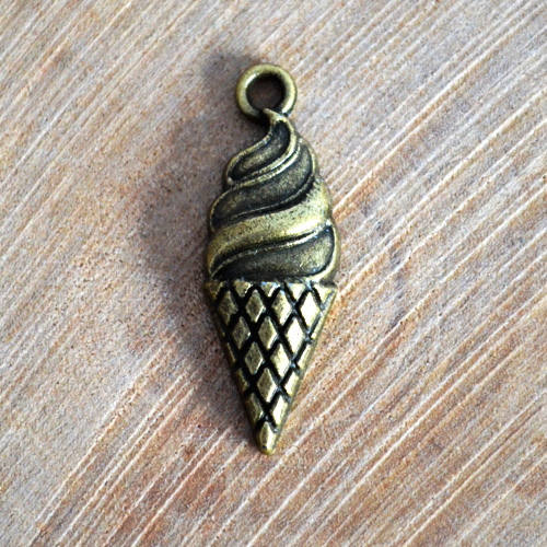 Подвеска металлическая "Мороженка", цвет бронзовый