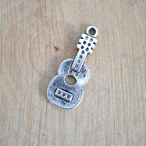 Подвеска металлическая "Гитара", цвет серебряный