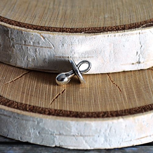 Подвеска металлическая "Соска", цвет серебряный