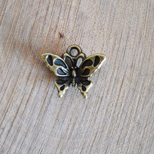 Подвеска металлическая "Бабочка махаон", цвет бронзовый