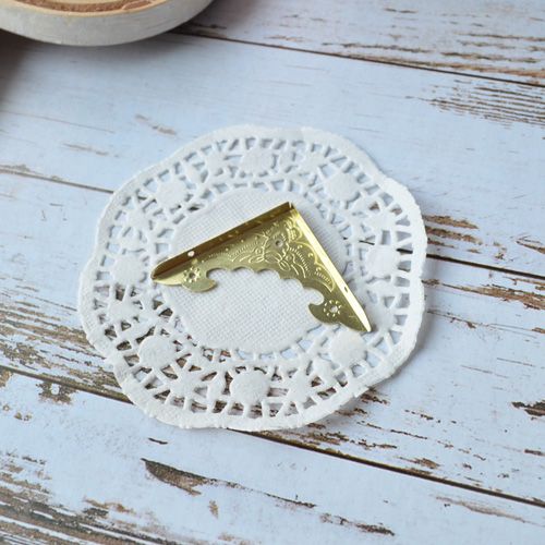 Уголок "Золотой. Сказочный", 1 шт (Китай)