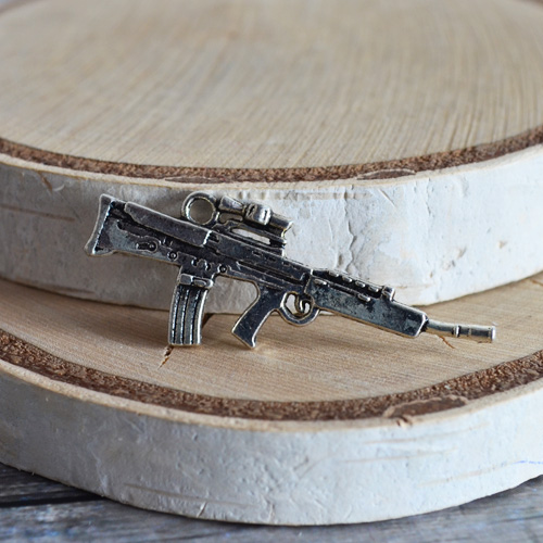 Подвеска металлическая "Автомат", цвет серебряный